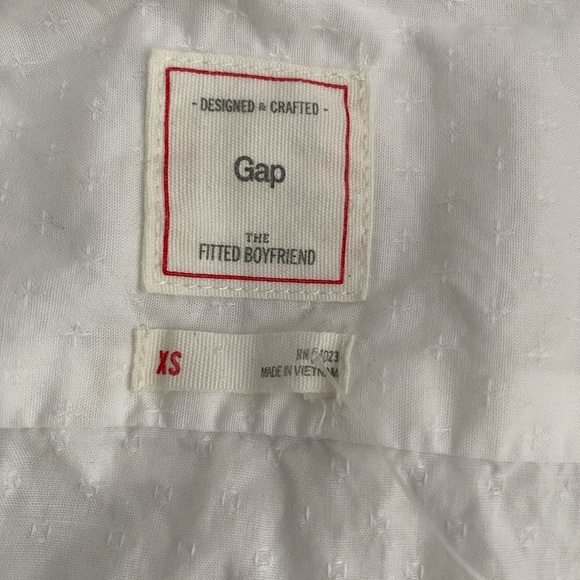 Fitted Boyfriend Shirt - Picture 10 of 15